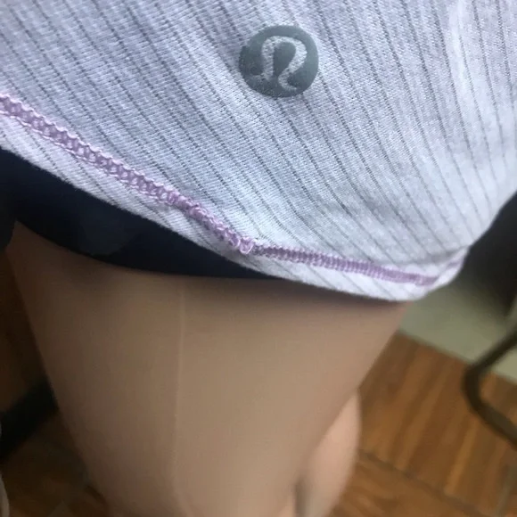 Lululemon Wild Tank Top lavender coral-Pink & White Floral Stripe - Size 6 - Picture 10 of 12